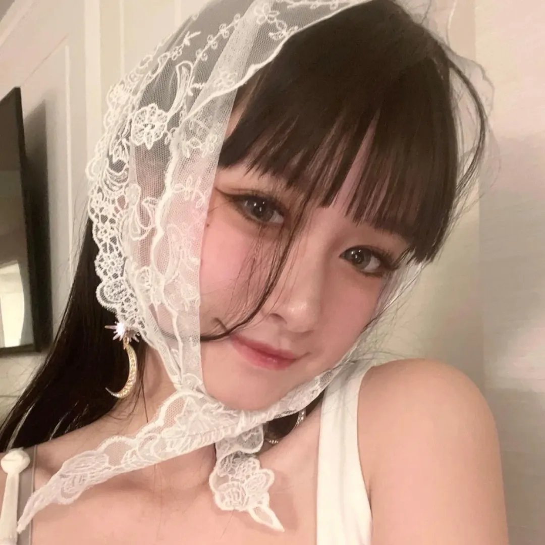 他的摩托车，她的岛